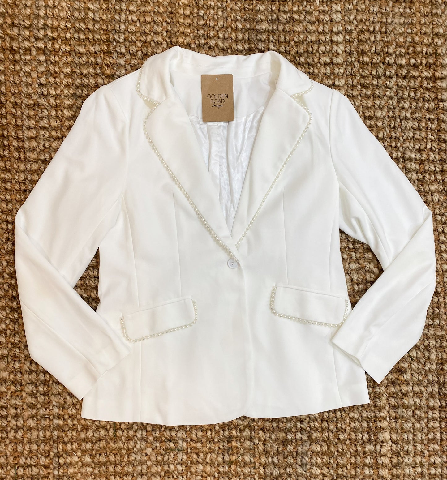 Curvy Pearl Blazer